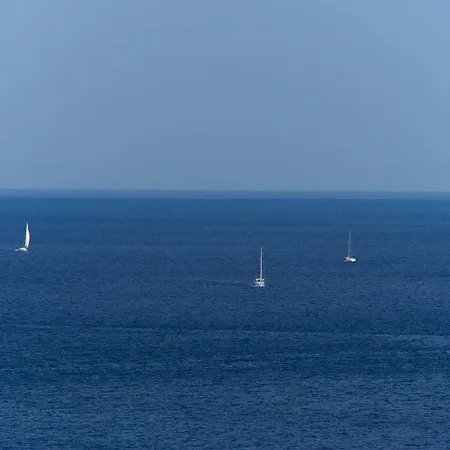 Irida Villa Agia Efimia