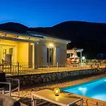 Irida Villa