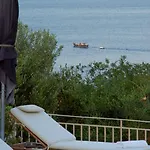 Irida Villa
